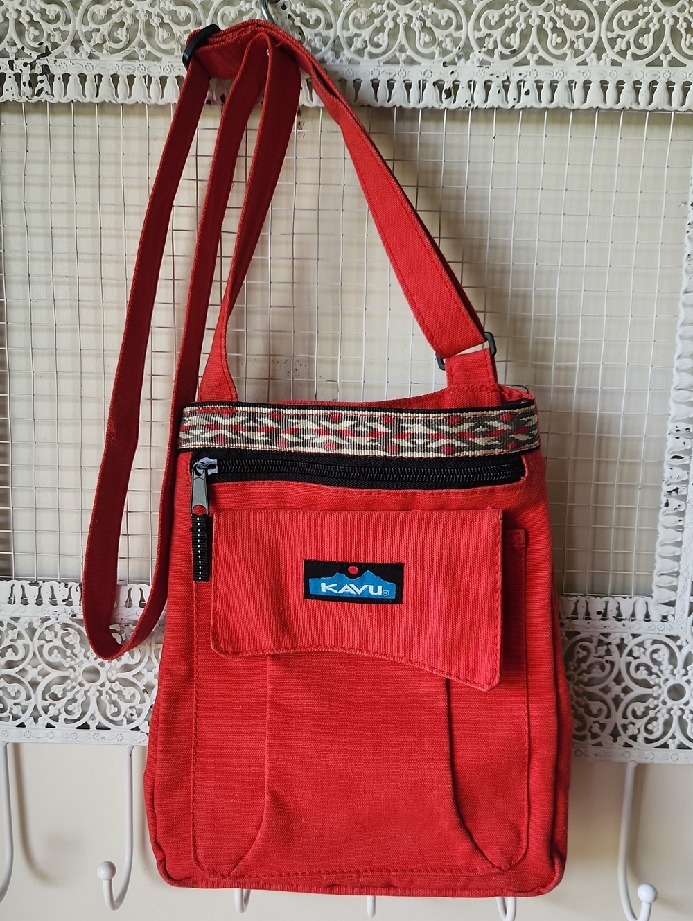 Kavu Red Crossbody Bag Purse Travel Hippie